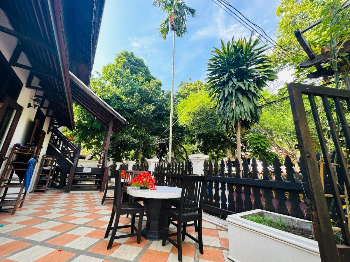 Thatsaphone Hotel Luang Prabang Extérieur photo