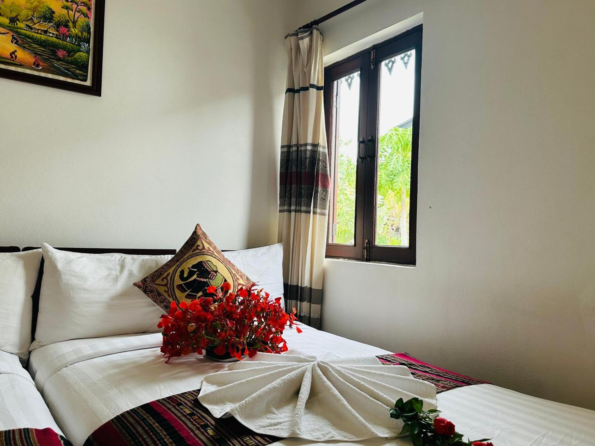 Thatsaphone Hotel Luang Prabang Extérieur photo