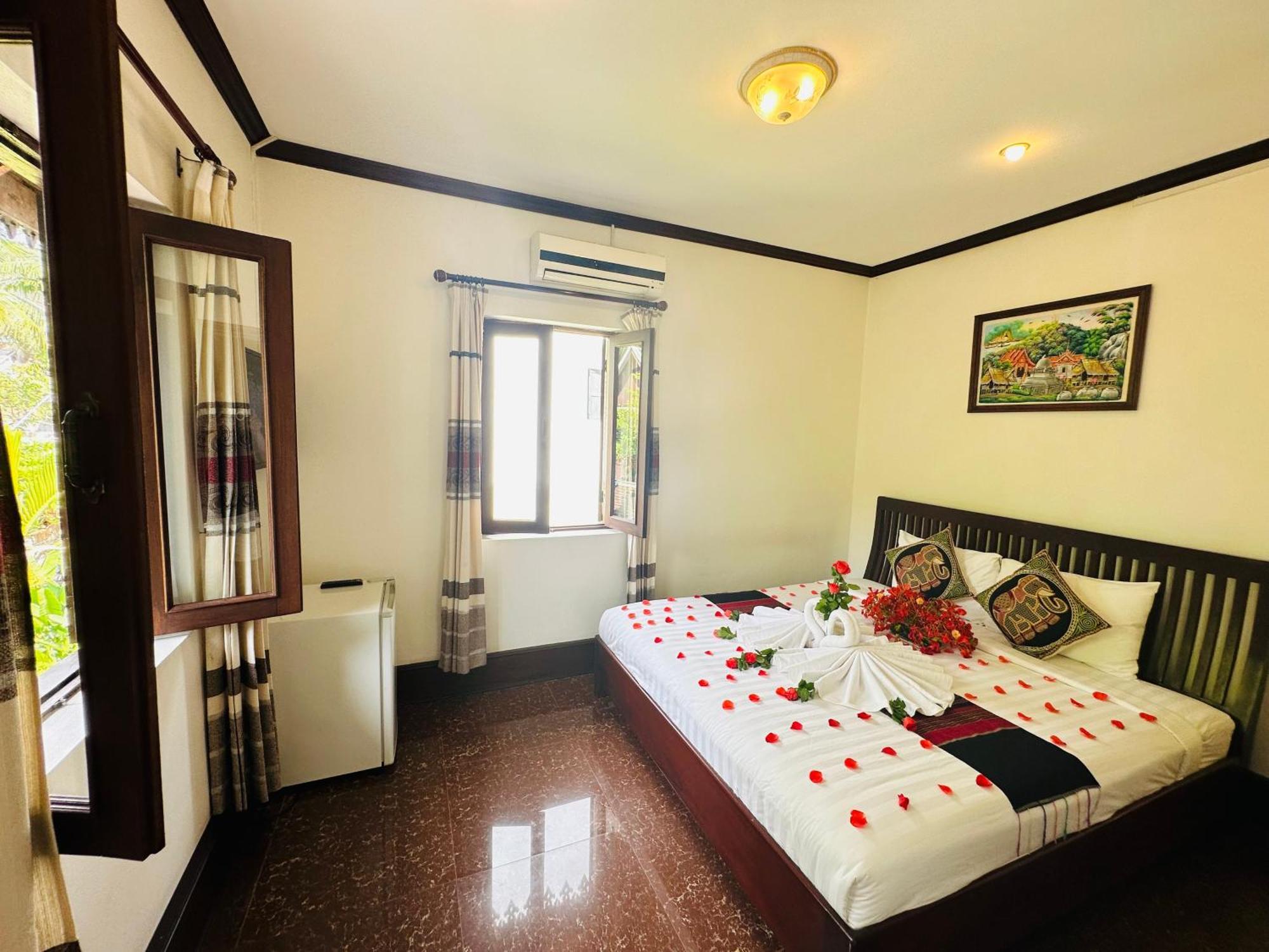 Thatsaphone Hotel Luang Prabang Extérieur photo