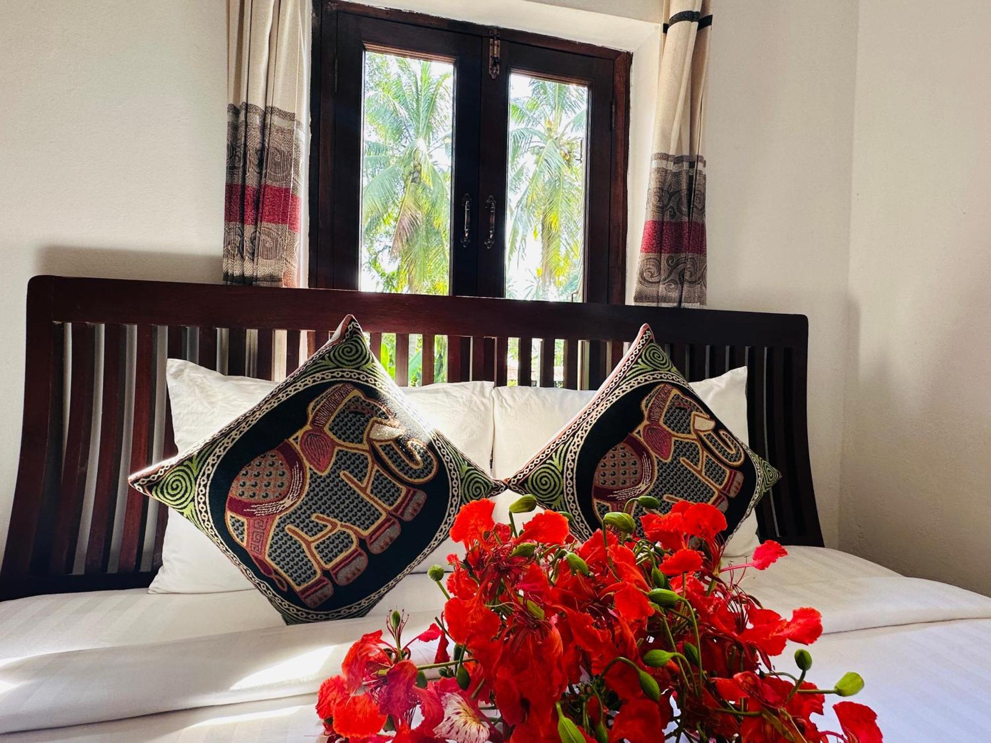 Thatsaphone Hotel Luang Prabang Extérieur photo