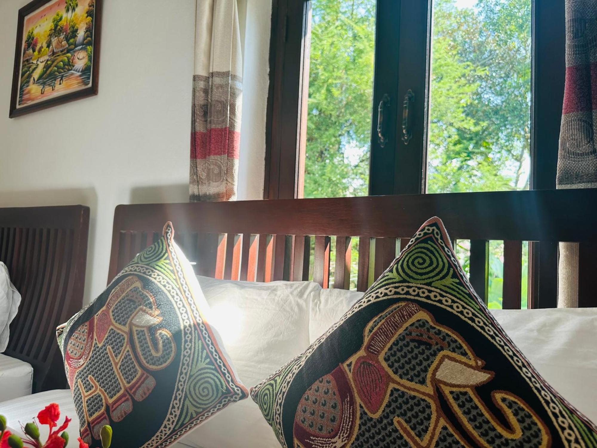 Thatsaphone Hotel Luang Prabang Extérieur photo
