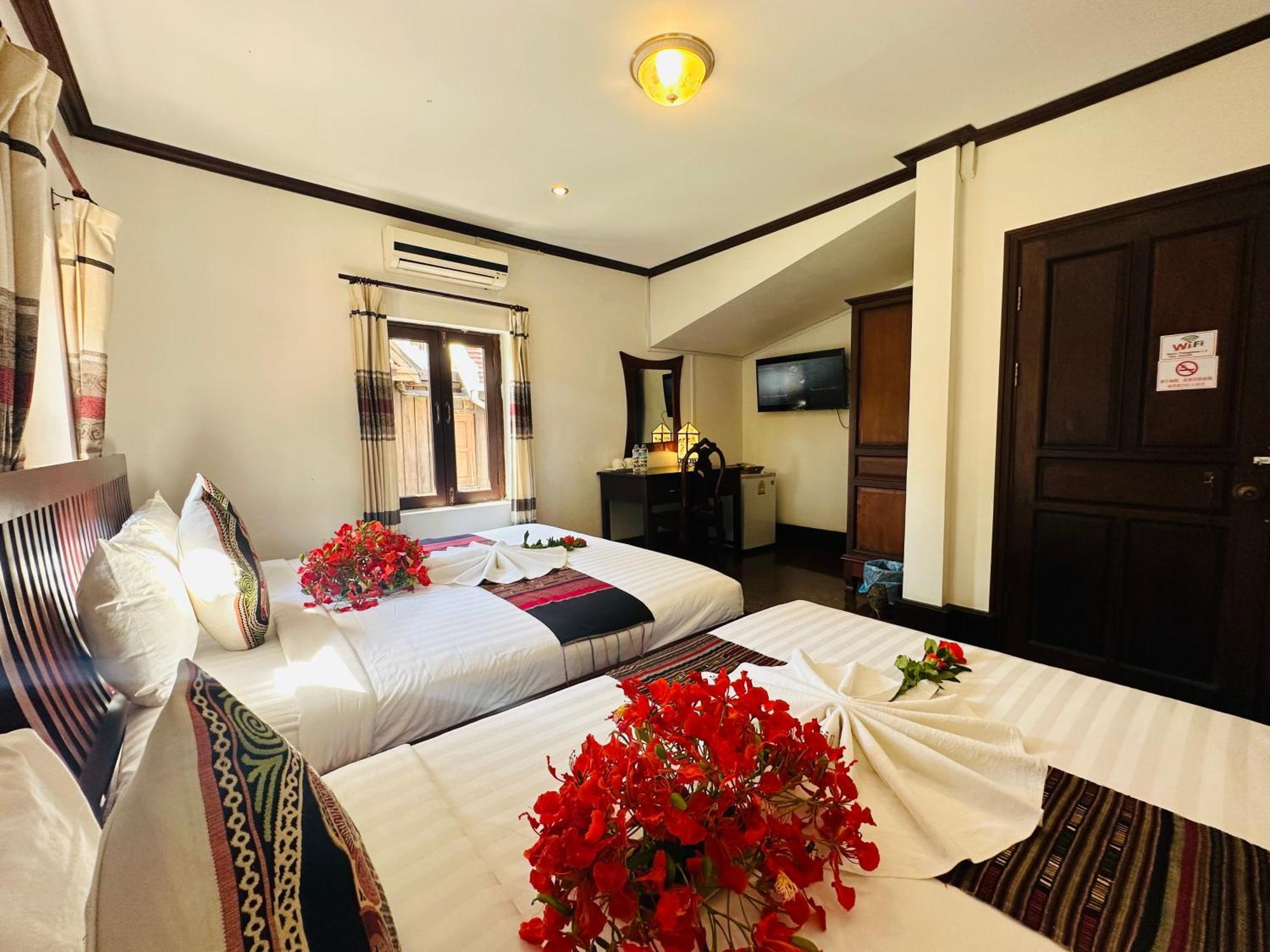 Thatsaphone Hotel Luang Prabang Extérieur photo