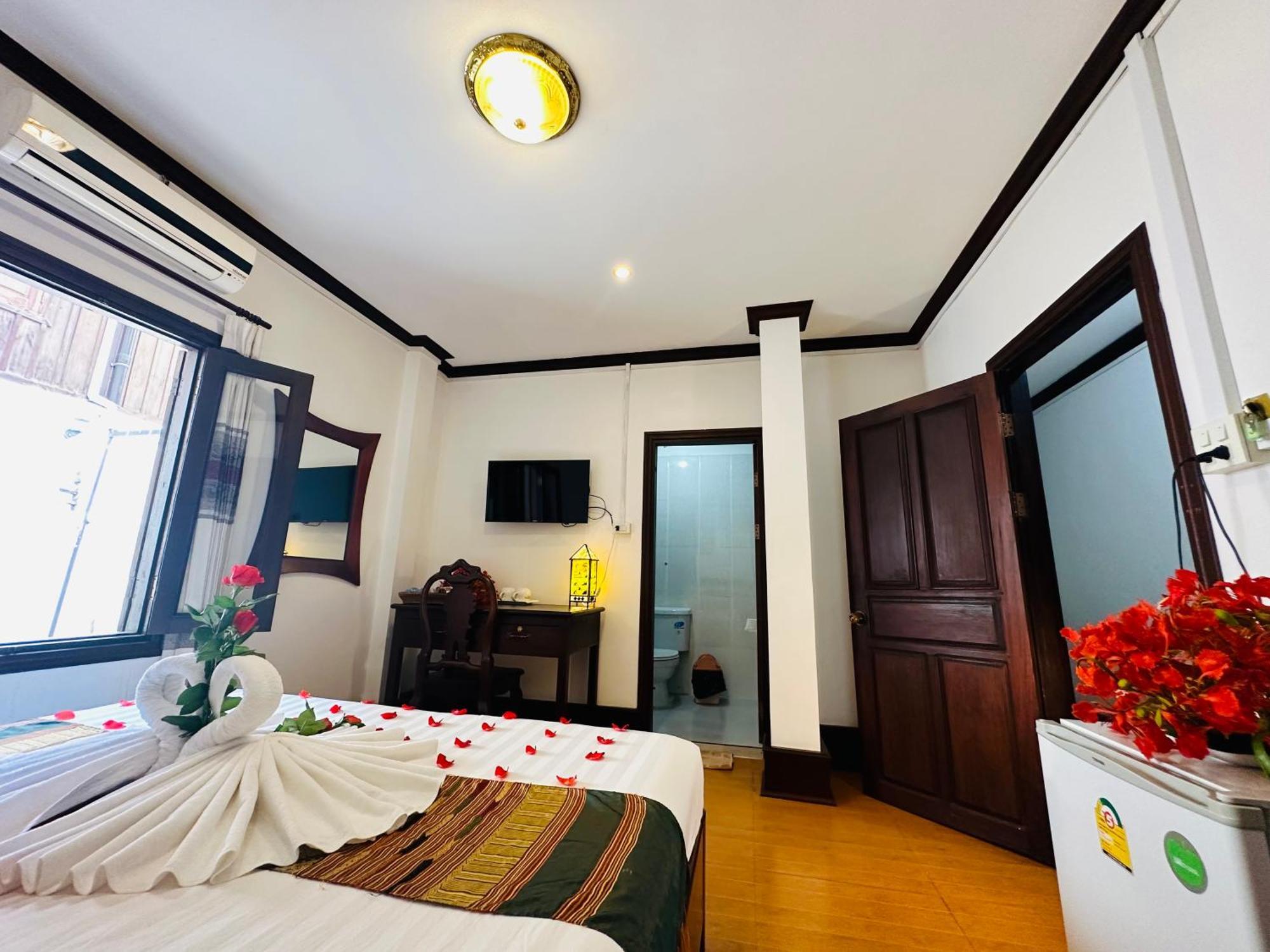 Thatsaphone Hotel Luang Prabang Extérieur photo