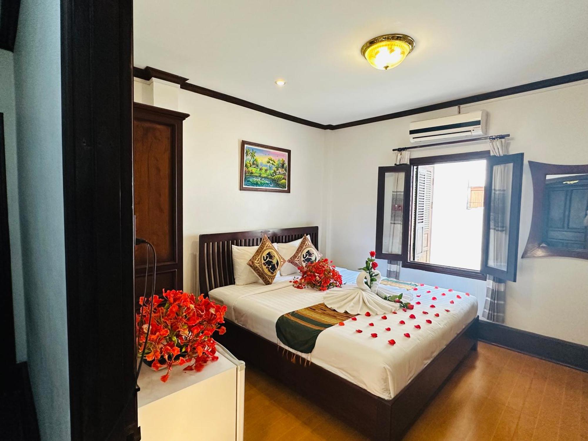 Thatsaphone Hotel Luang Prabang Extérieur photo