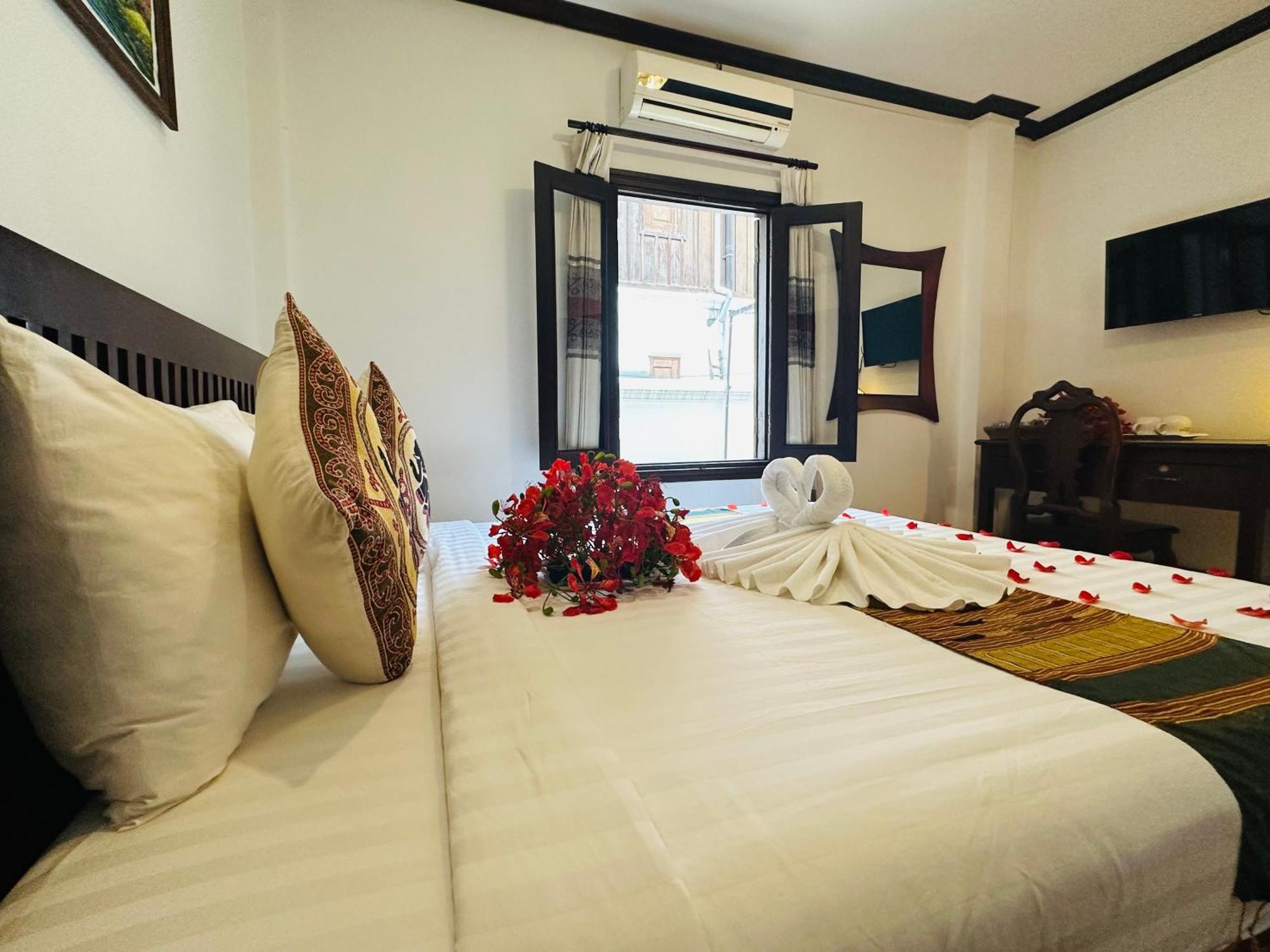Thatsaphone Hotel Luang Prabang Extérieur photo